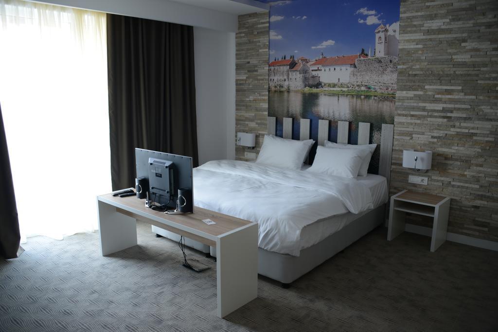 Hotel Nar Trebinje Rum bild